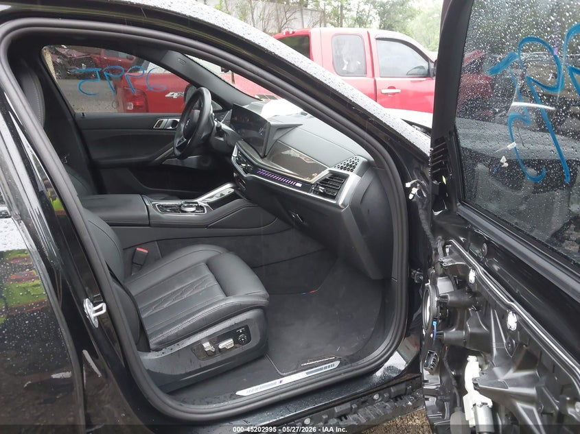 2025 BMW X6 VIN 5UX43EX0XS9X60915 IAAI salvage auction — FRONT & REAR, Salvage (Pennsylvania), sold $40,700 on 2026-07-21 (photo 5)