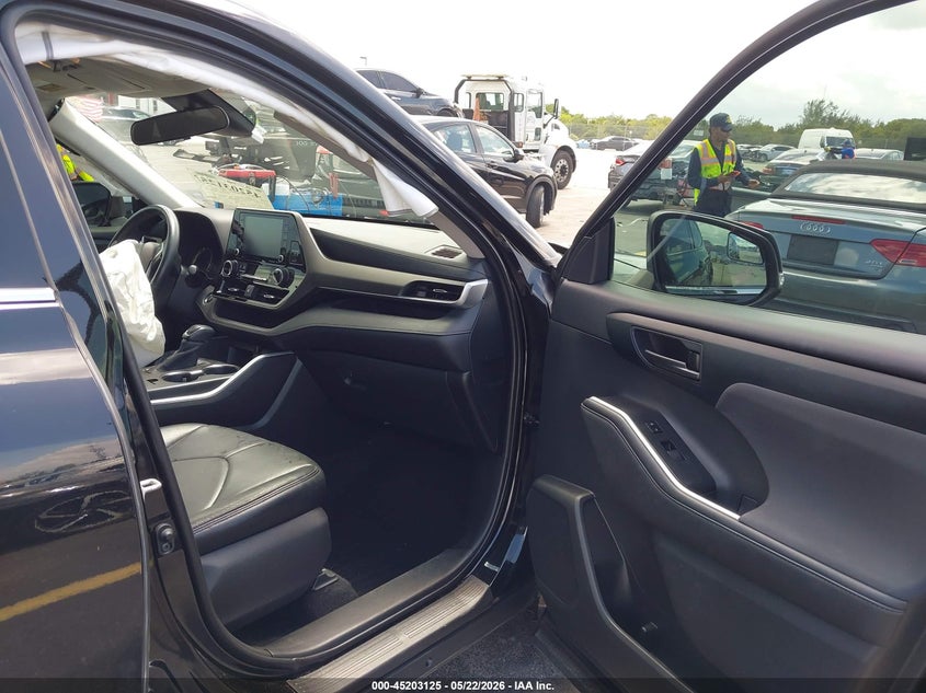 2020 Toyota Highlander VIN 5TDZZRAH5LS012443 IAAI salvage auction — Unknown, Certificate Of Destruction (Florida), sold $11,800 on 2026-06-24 (photo 5)