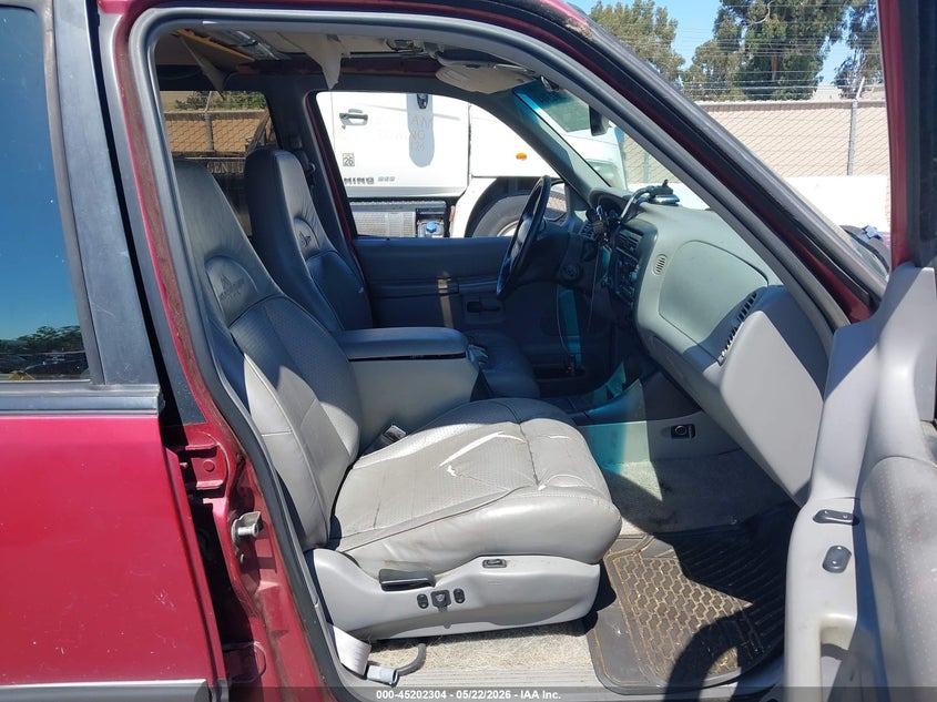 1997 Mercury Mountaineer VIN 4M2DU52P9VUJ02971 IAAI salvage auction — NORMAL WEAR, Clear - Dealer Only (California), sold $375 on 2026-07-06 (photo 5)