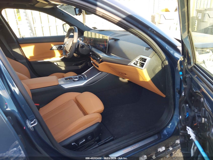 2025 BMW 3er VIN 3MW89CW00S8F00229 IAAI salvage auction — FRONT END, Salvage Title, sold $18,000 on 2026-08-24 (photo 5)