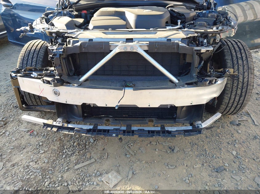 2025 BMW 3er VIN 3MW89CW00S8F00229 IAAI salvage auction — FRONT END, Salvage Title, sold $18,000 on 2026-08-24 (photo 6)