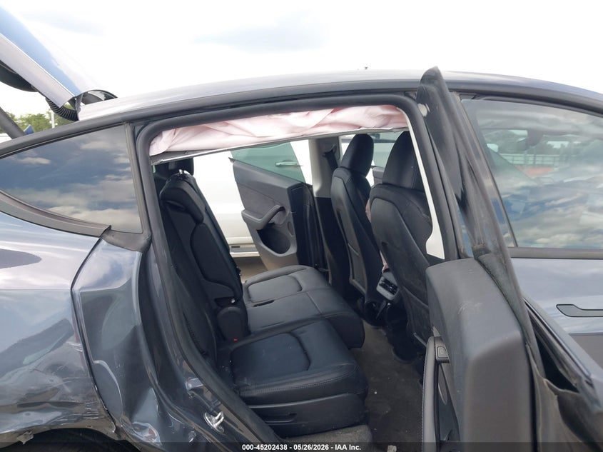 2023 Tesla Model y VIN 7SAYGAEEXPF941527 IAAI salvage auction — RIGHT SIDE, Salvage Title, sold $11,750 on 2026-07-30 (photo 8)