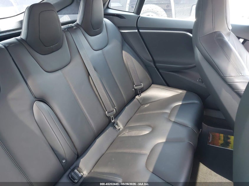 2016 Tesla Model s VIN 5YJSA1E48GF123659 IAAI salvage auction — NORMAL WEAR, Salvage Title, sold $2,850 on 2026-07-22 (photo 8)