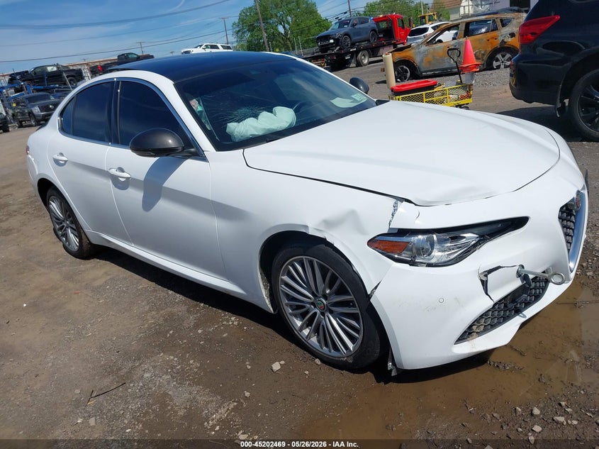 2020 Alfa romeo Giulia VIN ZARFANBN6L7638767 IAAI salvage auction — FRONT END, Salvage Title, sold $4,125 on 2026-07-08 (photo 1)