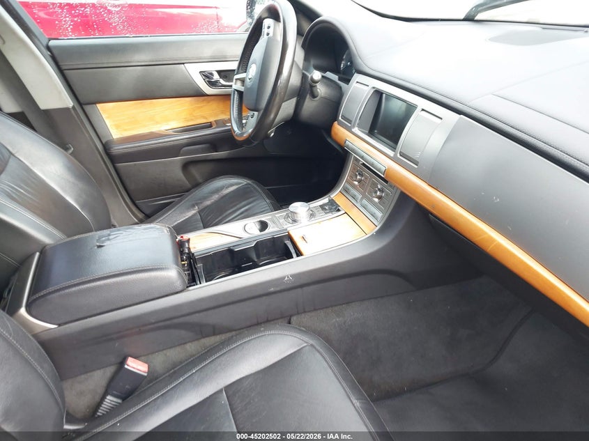 2010 Jaguar Xf VIN SAJWA0FA0AHR62388 IAAI salvage auction — NORMAL WEAR, Repossession Paperwork (Georgia), sold $300 on 2026-07-15 (photo 5)