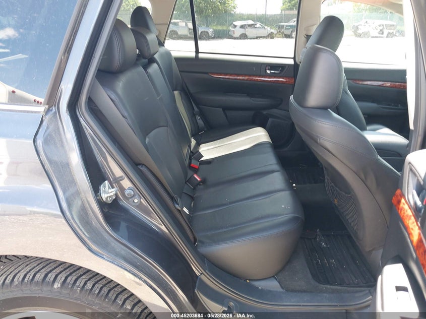 2012 Subaru Outback VIN 4S4BRDKC0C2211359 IAAI salvage auction — NORMAL WEAR, Salvage Title, sold $475 on 2026-07-20 (photo 8)