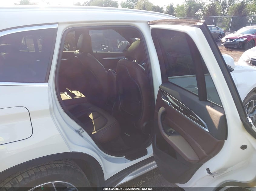 2018 BMW X1 VIN WBXHT3C31J5K22202 IAAI salvage auction — FRONT & REAR, Salvage Title, sold $3,850 on 2026-07-07 (photo 8)