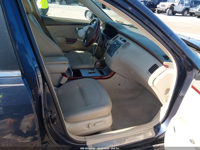 2006 Hyundai Azera VIN KMHFC46FX6A107382 IAAI salvage auction — RIGHT FRONT, Salvage (Pennsylvania), sold $550 on 2026-07-22 (photo 5)