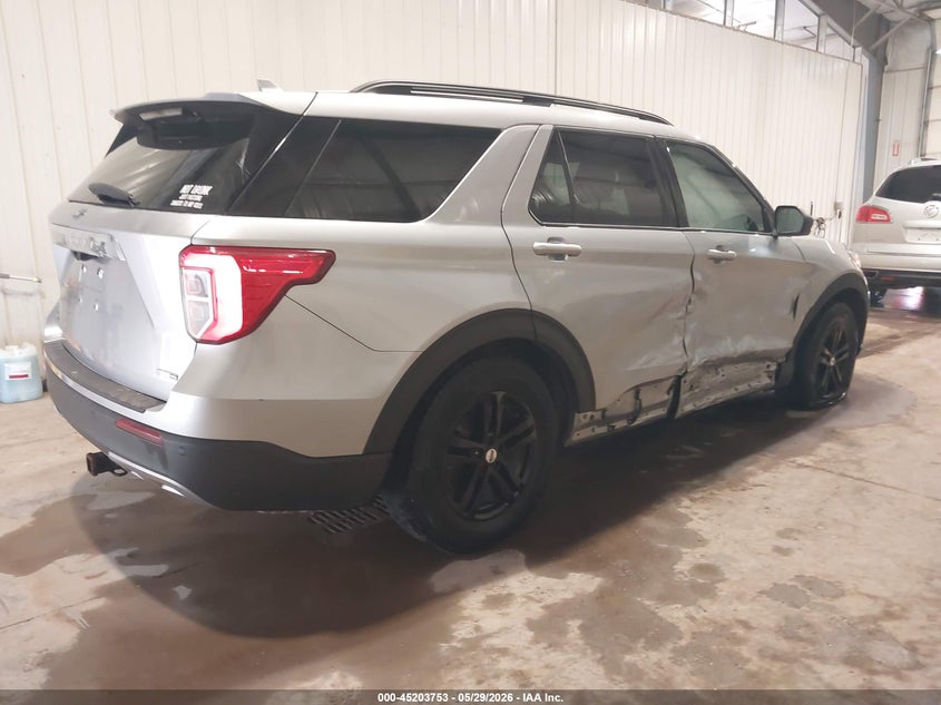 2020 Ford Explorer VIN 1FMSK8DH4LGB94444 IAAI salvage auction — SIDE, Salvage Title, sold $3,000 on 2026-07-31 (photo 4)