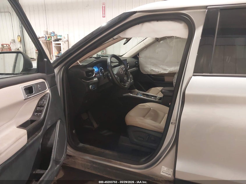 2020 Ford Explorer VIN 1FMSK8DH4LGB94444 IAAI salvage auction — SIDE, Salvage Title, sold $3,000 on 2026-07-31 (photo 5)
