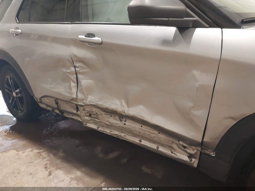 2020 Ford Explorer VIN 1FMSK8DH4LGB94444 IAAI salvage auction — SIDE, Salvage Title, sold $3,000 on 2026-07-31 (photo 6)