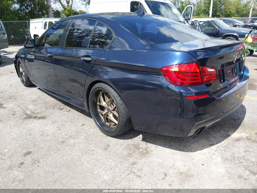 2013 BMW 5er VIN WBAFR7C5XDC824329 IAAI salvage auction — WATER/FLOOD, Rebuildable (Florida), sold $325 on 2026-07-13 (photo 3)