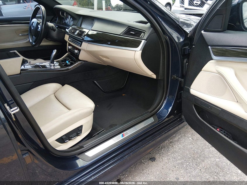 2013 BMW 5er VIN WBAFR7C5XDC824329 IAAI salvage auction — WATER/FLOOD, Rebuildable (Florida), sold $325 on 2026-07-13 (photo 5)