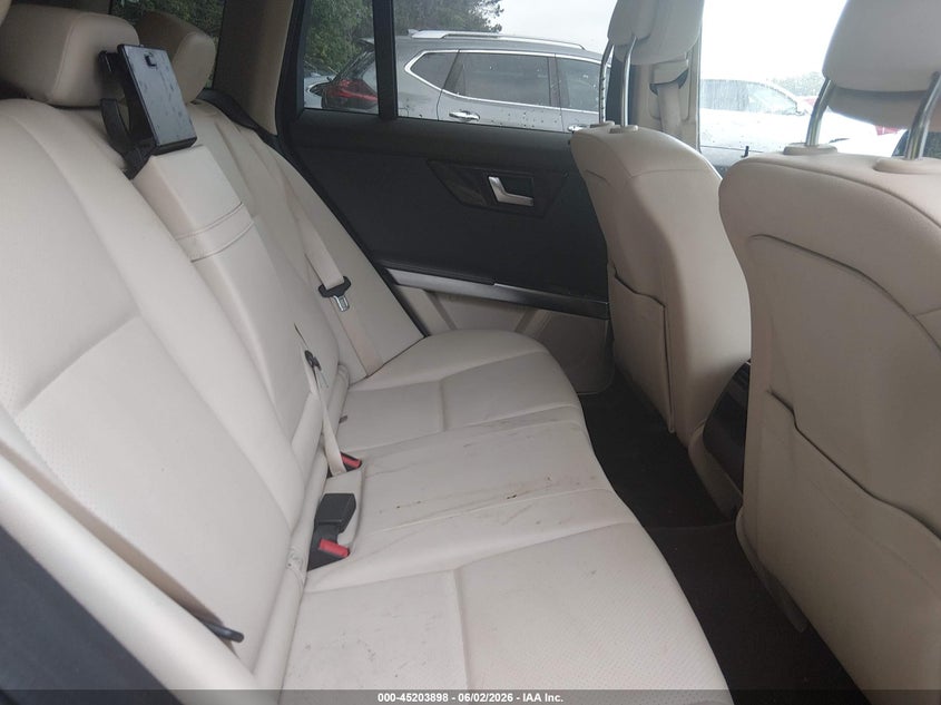 2013 Mercedes-benz Glk-klasse VIN WDCGG8JB5DG052255 IAAI salvage auction — RIGHT FRONT, Salvage Title, sold $3,350 on 2026-07-14 (photo 8)