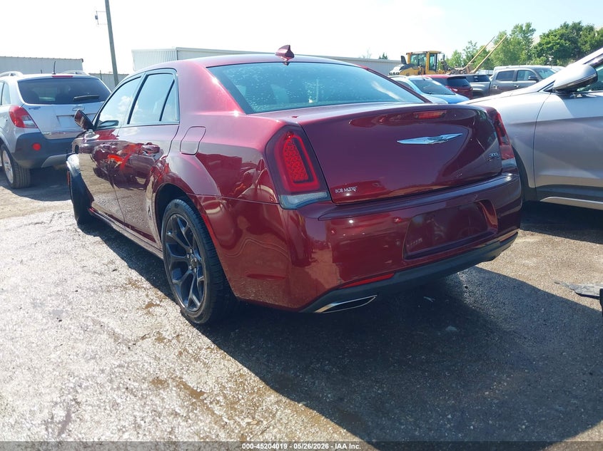 2019 Chrysler 300 VIN 2C3CCABG7KH676081 IAAI salvage auction — LEFT FRONT, Clear (Oklahoma), sold $7,900 on 2026-08-01 (photo 3)