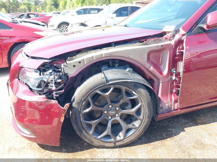 2019 Chrysler 300 VIN 2C3CCABG7KH676081 IAAI salvage auction — LEFT FRONT, Clear (Oklahoma), sold $7,900 on 2026-08-01 (photo 6)