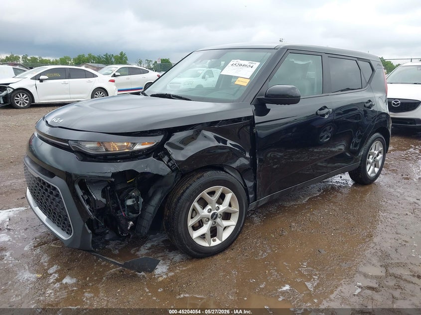 2022 Kia Soul VIN KNDJ23AU4N7813308 IAAI salvage auction — LEFT FRONT, Salvage (Ohio), sold $2,100 on 2026-07-09 (photo 2)