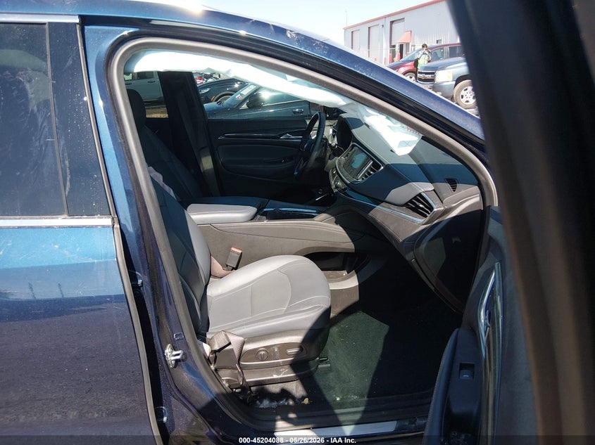 2023 Buick Enclave VIN 5GAERBKW1PJ157504 IAAI salvage auction — RIGHT FRONT, Salvage (Kansas), sold $4,950 on 2026-07-10 (photo 5)