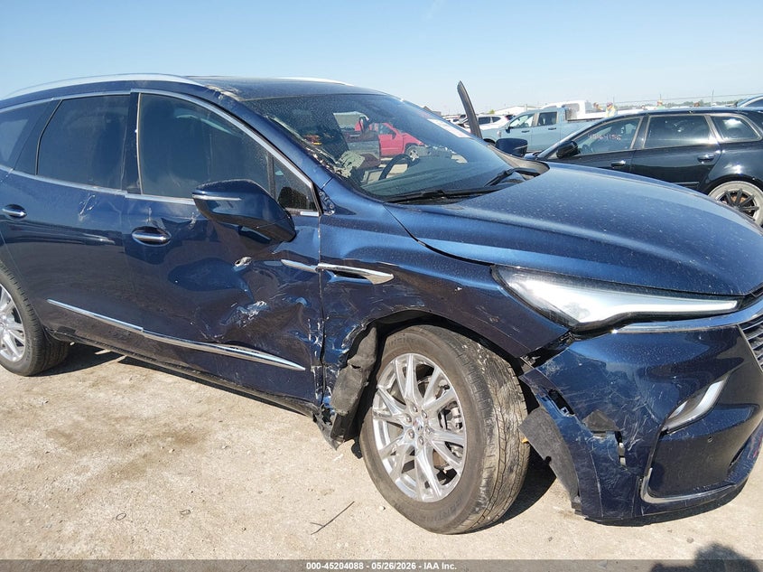 2023 Buick Enclave VIN 5GAERBKW1PJ157504 IAAI salvage auction — RIGHT FRONT, Salvage (Kansas), sold $4,950 on 2026-07-10 (photo 6)