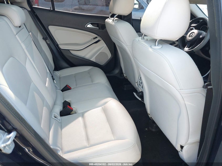 2018 Mercedes-benz Gla-klasse VIN WDCTG4GB4JJ371501 IAAI salvage auction — FRONT & REAR, Salvage Title, sold $4,300 on 2026-08-11 (photo 8)