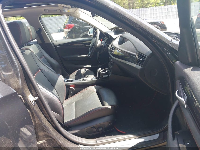 2013 BMW X1 VIN WBAVL1C57DVR87079 IAAI salvage auction — REAR END, Clear (New Jersey), sold $900 on 2026-07-22 (photo 5)