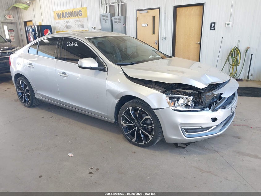 2015 Volvo S60 VIN YV1612TK0F2333192 IAAI salvage auction — RIGHT FRONT, Salvage (North Dakota), sold $1,650 on 2026-07-25 (photo 1)