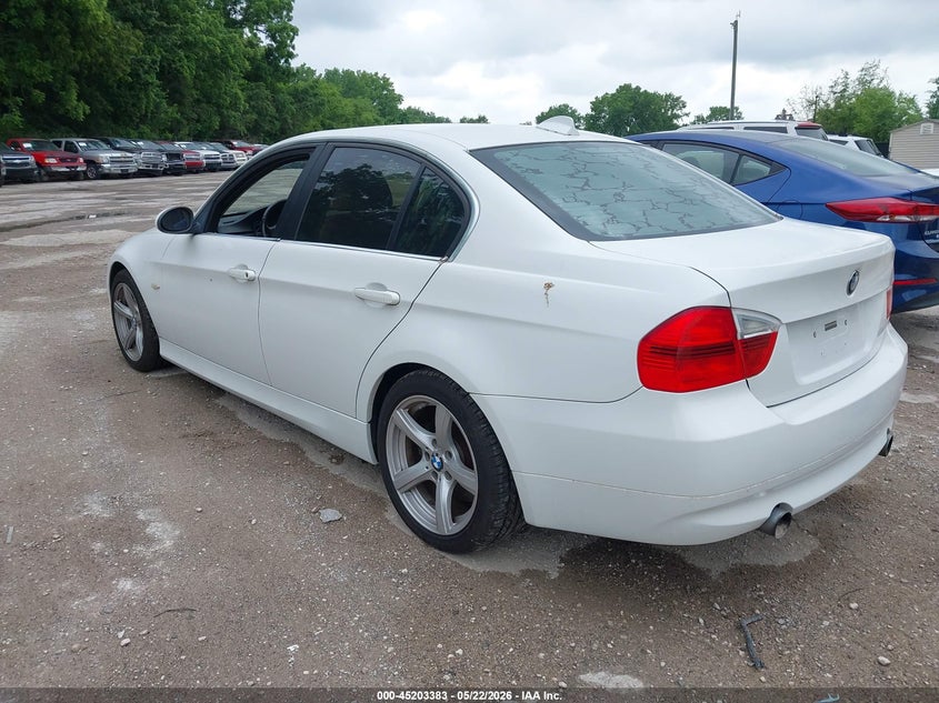 2007 BMW 3 series VIN WBAVB73557KY60570 IAAI salvage auction — NORMAL WEAR, Clear (Missouri), sold $750 on 2026-07-15 (photo 3)