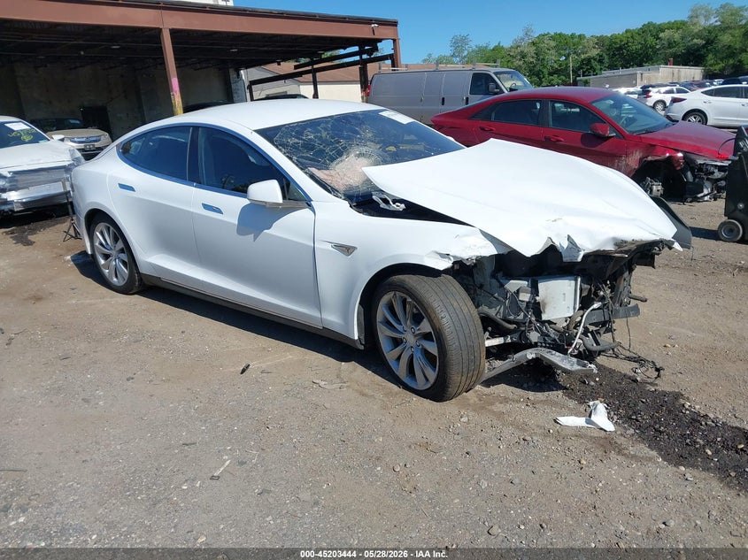 2015 Tesla Model s VIN 5YJSA1E26FF118828 IAAI salvage auction — FRONT END, Salvage (Pennsylvania), sold $400 on 2026-07-30 (photo 1)