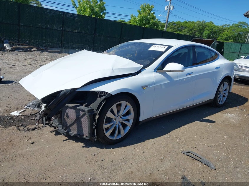 2015 Tesla Model s VIN 5YJSA1E26FF118828 IAAI salvage auction — FRONT END, Salvage (Pennsylvania), sold $400 on 2026-07-30 (photo 2)