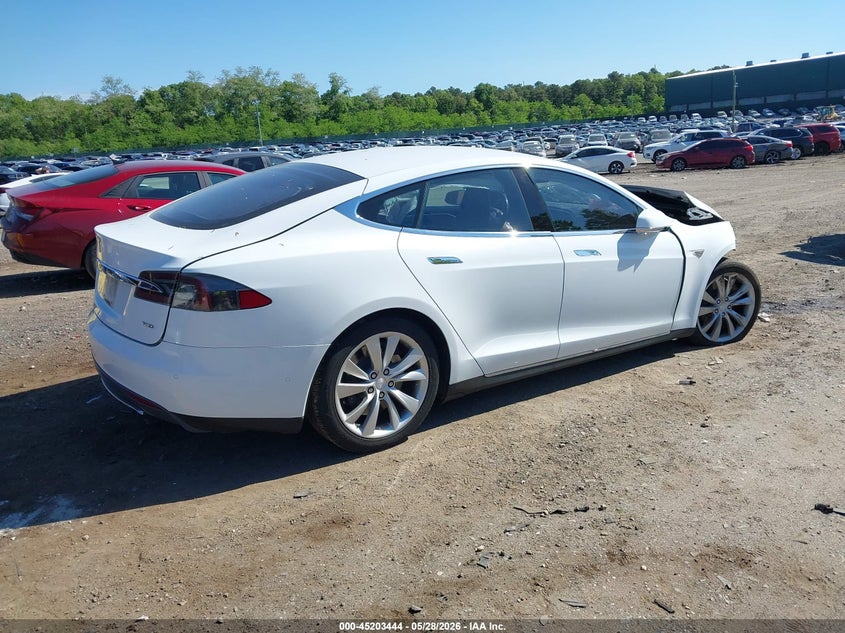 2015 Tesla Model s VIN 5YJSA1E26FF118828 IAAI salvage auction — FRONT END, Salvage (Pennsylvania), sold $400 on 2026-07-30 (photo 4)