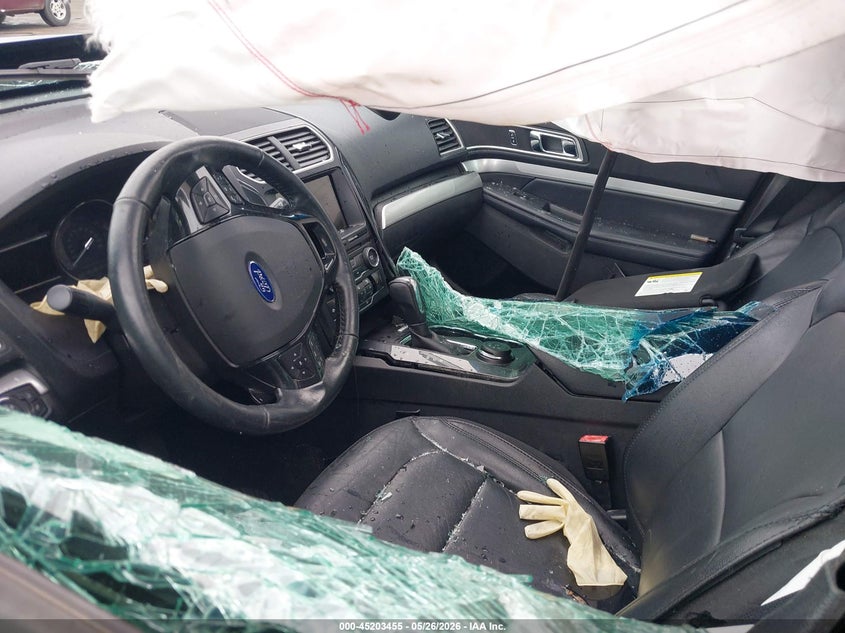 2017 Ford Explorer VIN 1FM5K8D82HGD05545 IAAI salvage auction — ROLLOVER, Non-Repairable (Maryland), sold $575 on 2026-07-25 (photo 5)