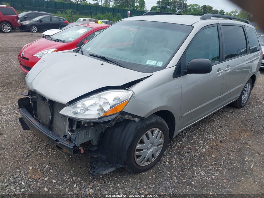 2007 Toyota Sienna VIN 5TDZK23C37S061563 IAAI salvage auction — FRONT & REAR, Mv-907A (New York), sold $700 on 2026-07-07 (photo 2)