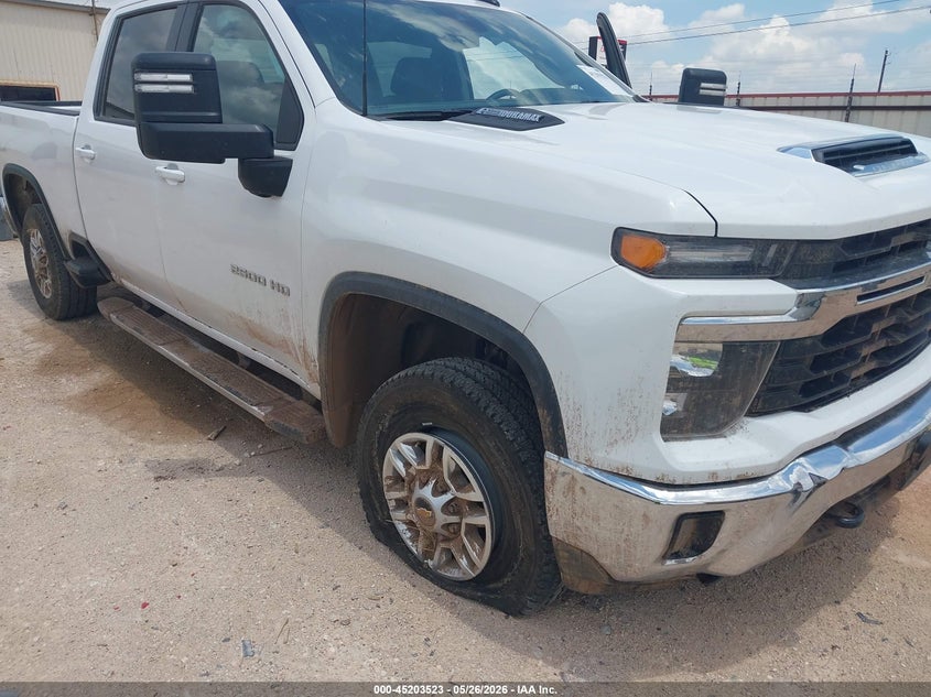 2025 Chevrolet Silverado VIN 2GC1KNEY4S1233963 IAAI salvage auction — RIGHT FRONT, Enterprise Vehicles Clear Only (Texas), sold $36,350 on 2026-07-21 (photo 6)