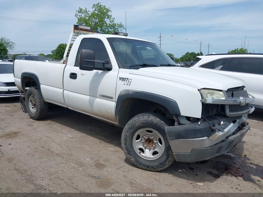 2004 Chevrolet Silverado 2500 VIN 1GCHC24U84E258682 IAAI salvage auction — LEFT FRONT, Salvage (Illinois), sold $750 on 2026-07-09 (photo 1)