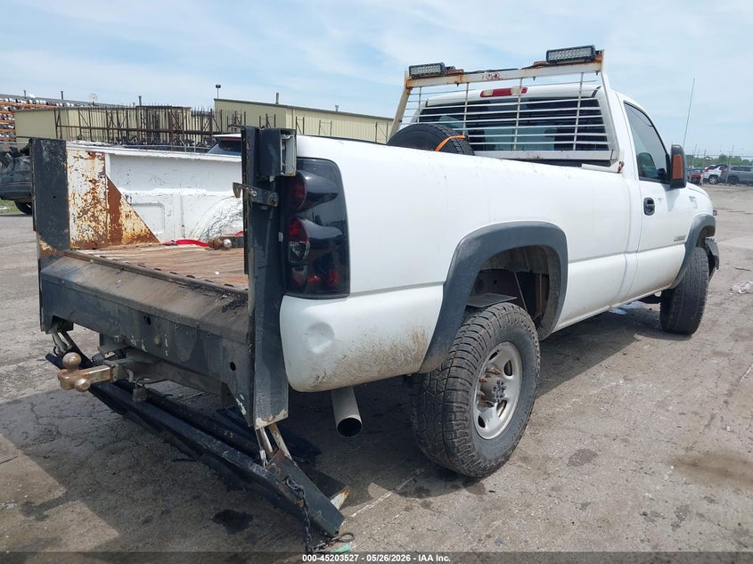 2004 Chevrolet Silverado 2500 VIN 1GCHC24U84E258682 IAAI salvage auction — LEFT FRONT, Salvage (Illinois), sold $750 on 2026-07-09 (photo 8)