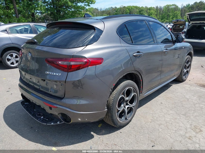 2023 Alfa romeo Stelvio VIN ZASPAKBN0P7D54187 IAAI salvage auction — REAR END, Mv-907A (New York), sold $13,325 on 2026-07-07 (photo 4)