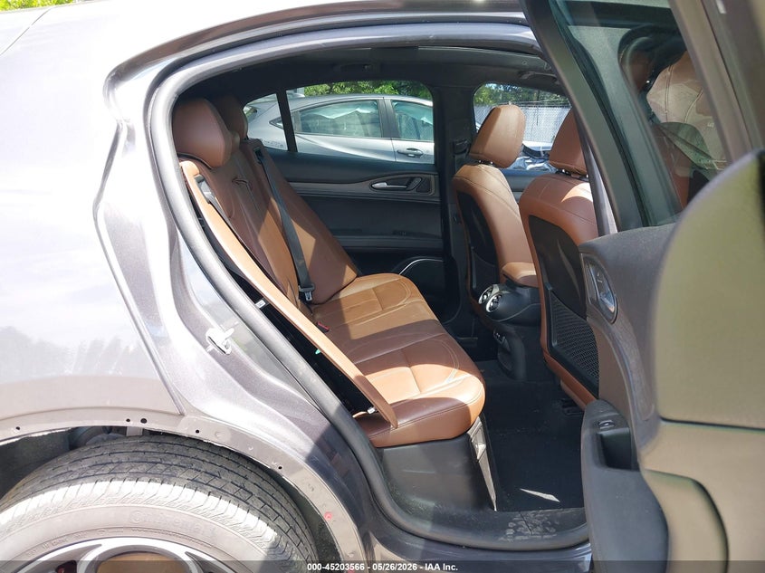 2023 Alfa romeo Stelvio VIN ZASPAKBN0P7D54187 IAAI salvage auction — REAR END, Mv-907A (New York), sold $13,325 on 2026-07-07 (photo 8)