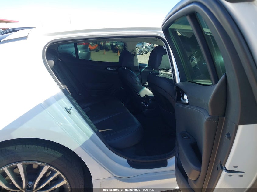 2019 Kia Stinger VIN KNAE15LA9K6066144 IAAI salvage auction — NORMAL WEAR, Restored (Arizona), sold $3,325 on 2026-07-14 (photo 8)