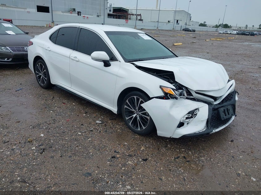 2018 Toyota Camry VIN 4T1B11HK3JU606786 IAAI salvage auction — FRONT END, Salvage Title, sold $4,500 on 2026-07-23 (photo 1)