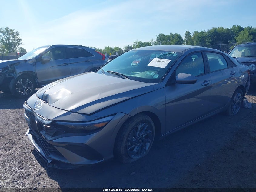 2024 Hyundai Elantra VIN KMHLM4DG2RU813809 IAAI salvage auction — FRONT & REAR, Mv-907A (New York), sold $6,000 on 2026-07-09 (photo 2)