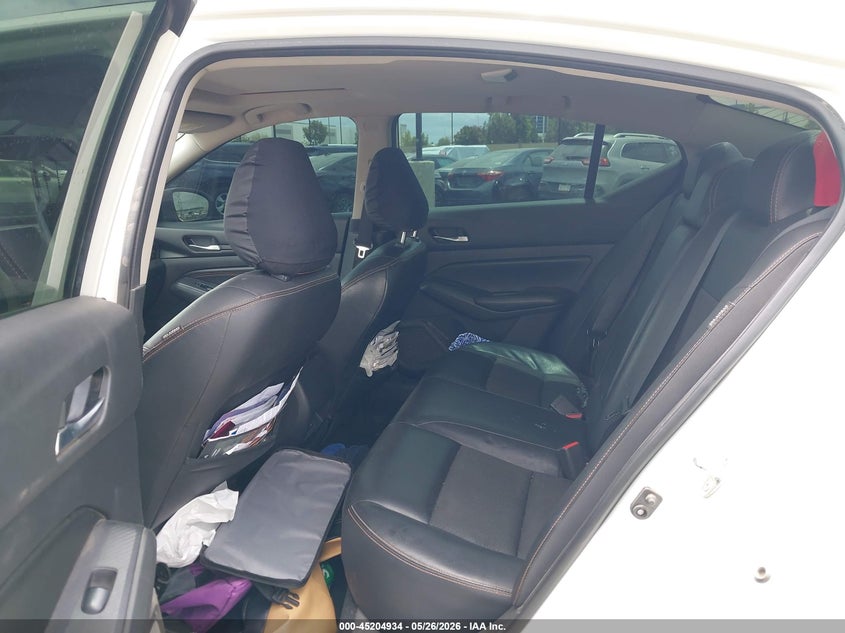 2019 Nissan Altima VIN 1N4BL4CV3KN315997 IAAI salvage auction — SIDE, Wait Title, sold $3,200 on 2026-08-20 (photo 8)