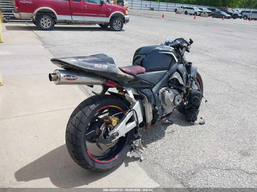 2004 Honda Cbr VIN JH2PC37004M102479 IAAI salvage auction — RIGHT SIDE, Clear (Michigan), sold $100 on 2026-07-14 (photo 4)