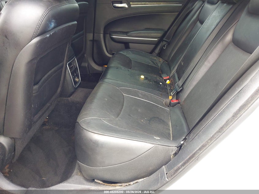 2014 Chrysler 300c VIN 2C3CCAKT0EH109311 IAAI salvage auction — REAR END, Salvage Title, sold $1,700 on 2026-09-27 (photo 8)