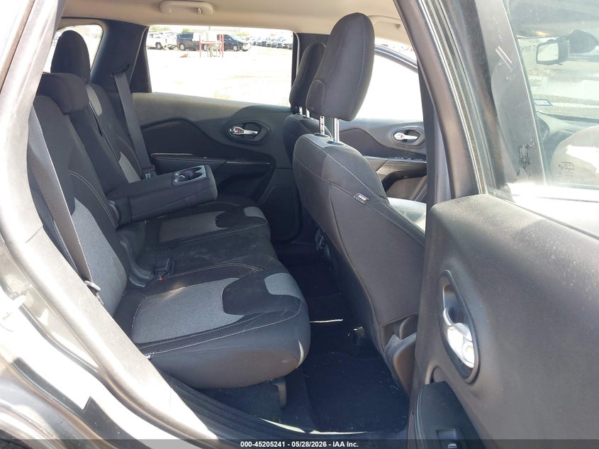 2014 Jeep Cherokee VIN 1C4PJMCS2EW206165 IAAI salvage auction — LEFT SIDE, Salvage Title, sold $600 on 2026-07-22 (photo 8)
