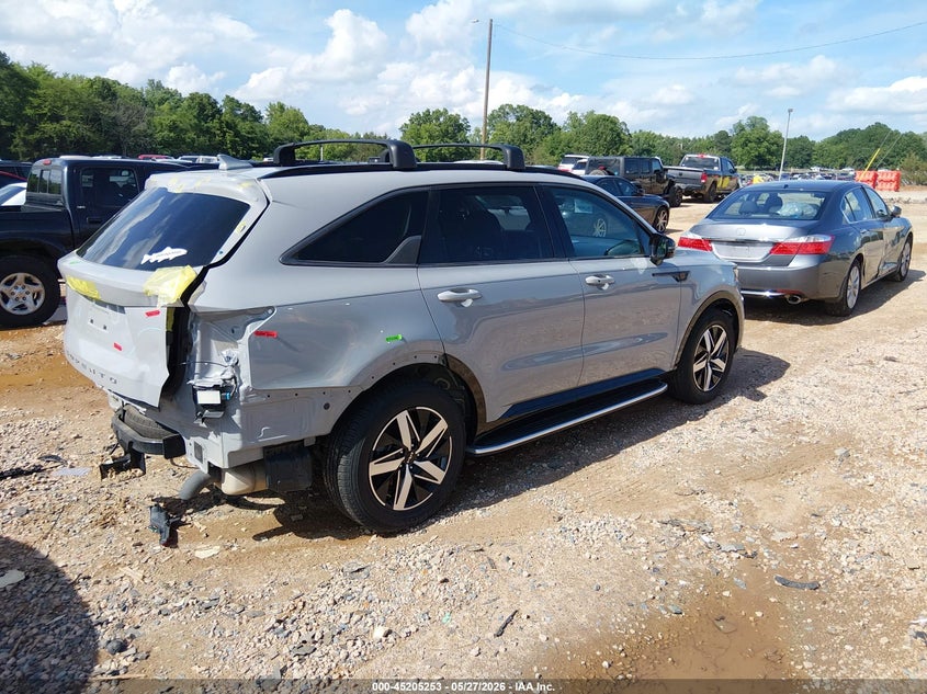 2022 Kia Sorento VIN 5XYRH4LF3NG128046 IAAI salvage auction — REAR END, Salvage Title, sold $9,100 on 2026-07-13 (photo 4)