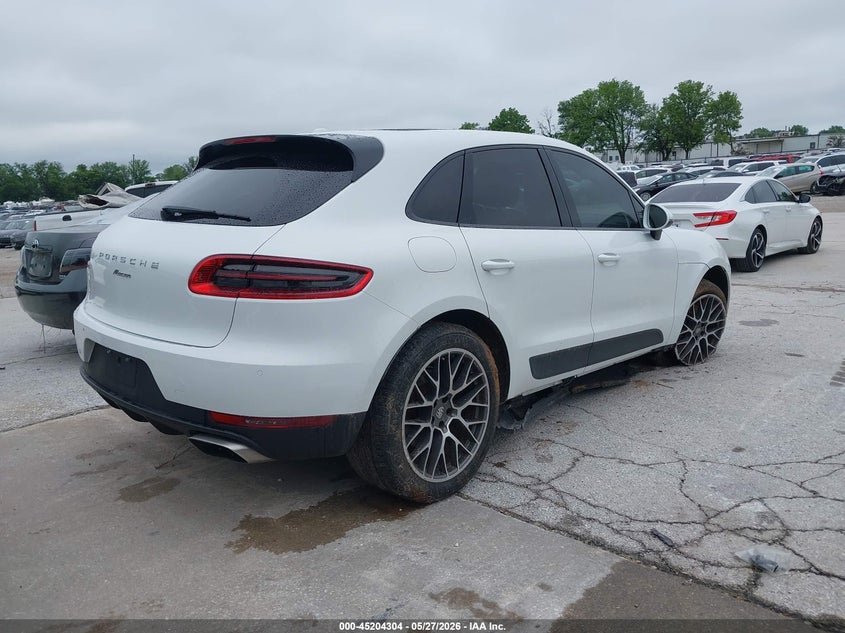 2017 Porsche Macan VIN WP1AA2A50HLB00258 IAAI salvage auction — RIGHT FRONT, Salvage (Missouri), sold $6,400 on 2026-07-20 (photo 4)