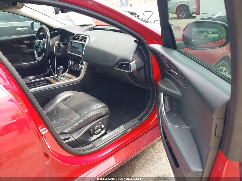 2020 Jaguar Xe VIN SAJAE4FX4LCP63368 IAAI salvage auction — REAR END, Salvage Title, sold $8,950 on 2026-07-21 (photo 5)