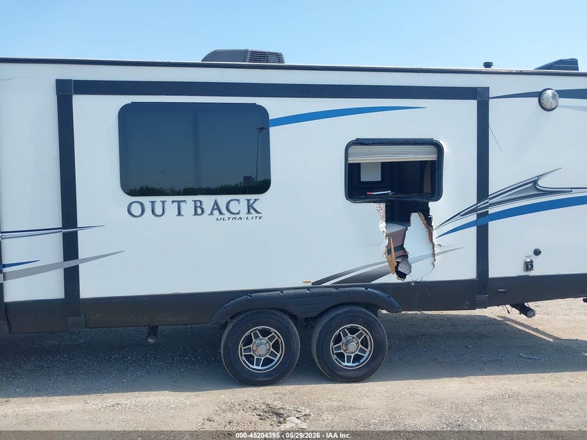 2018 Keystone rv Outback VIN 4YDT31423JB451528 IAAI salvage auction — SIDE, Original (Texas), sold $2,200 on 2026-07-09 (photo 6)