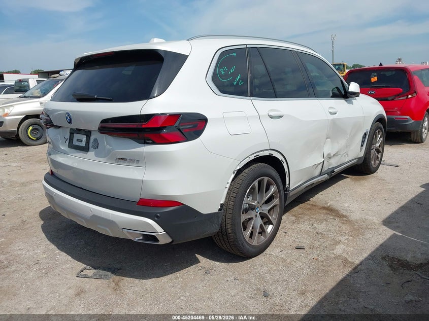 2026 BMW X5 VIN 5UX43EU09T9243921 IAAI salvage auction — RIGHT SIDE, Salvage Title, sold $50,250 on 2026-07-30 (photo 4)