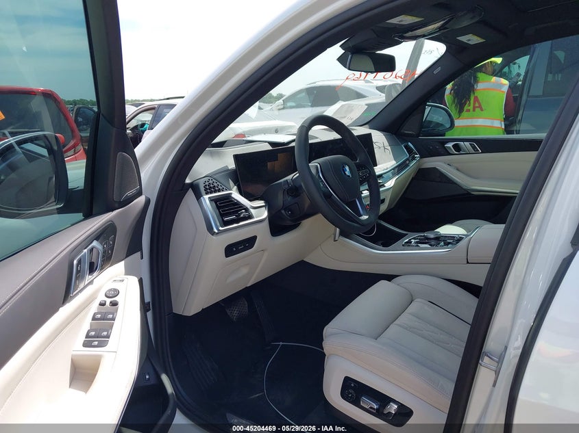 2026 BMW X5 VIN 5UX43EU09T9243921 IAAI salvage auction — RIGHT SIDE, Salvage Title, sold $50,250 on 2026-07-30 (photo 5)